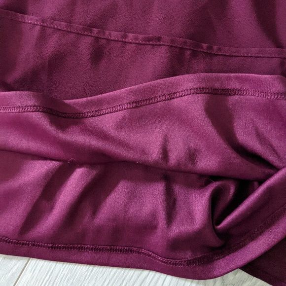 Monteau Burgundy Sleeveless Blouse - Picture 4 of 7